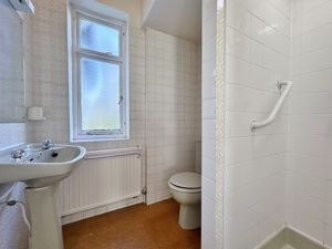 Photo 19- click for photo gallery